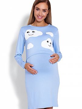 Nattskjorta   PeeKaBoo  Koszula nocna ciążowa z podnoszonym topem. Koszula z długim rękawem. Można nosić również po ciąży. Na piersi motyw chmurek.